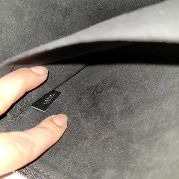SOLD Neverfull Pouch with Inclusions- Epi Noir - Picture 13 of 16